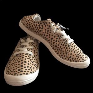 NWT Torrid cheetah rushed sneakers 9